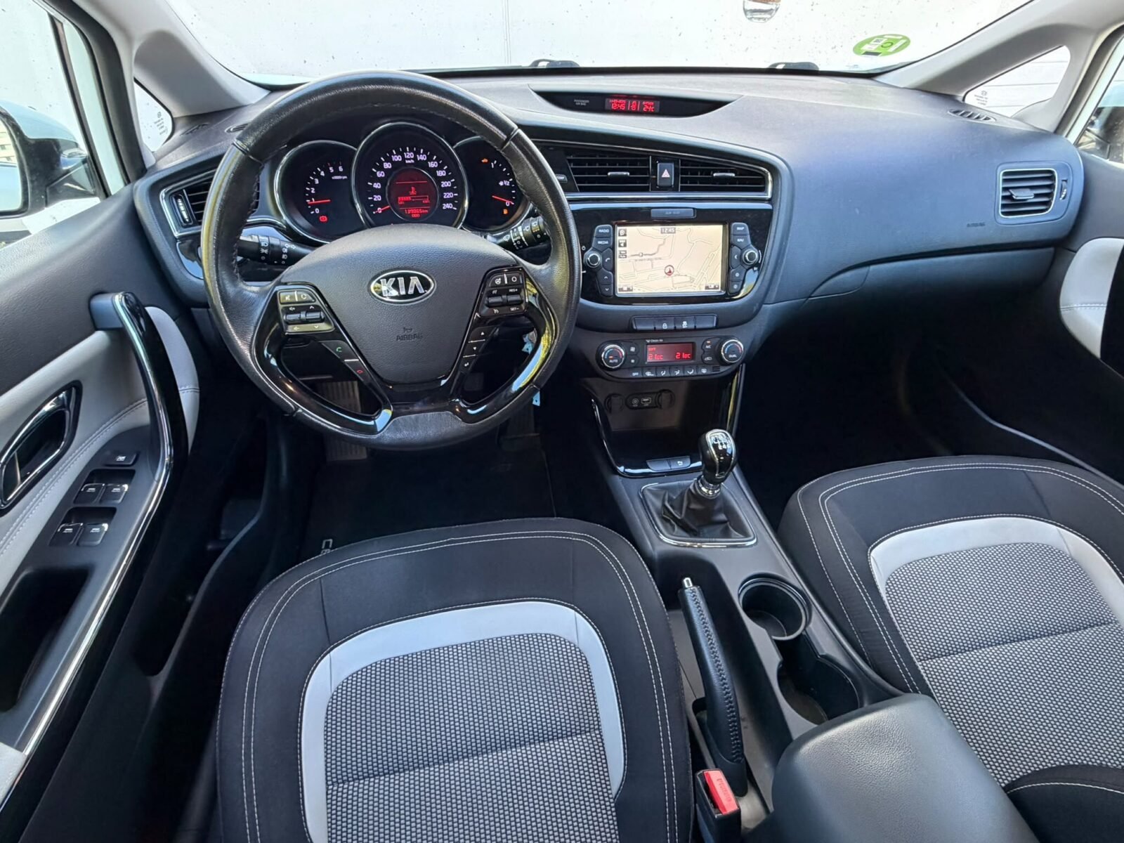 KIA Ceed 1.4 CRDi Tech