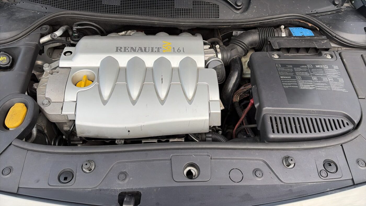 RENAULT Megane 1.6 16V Luxe Dynamique